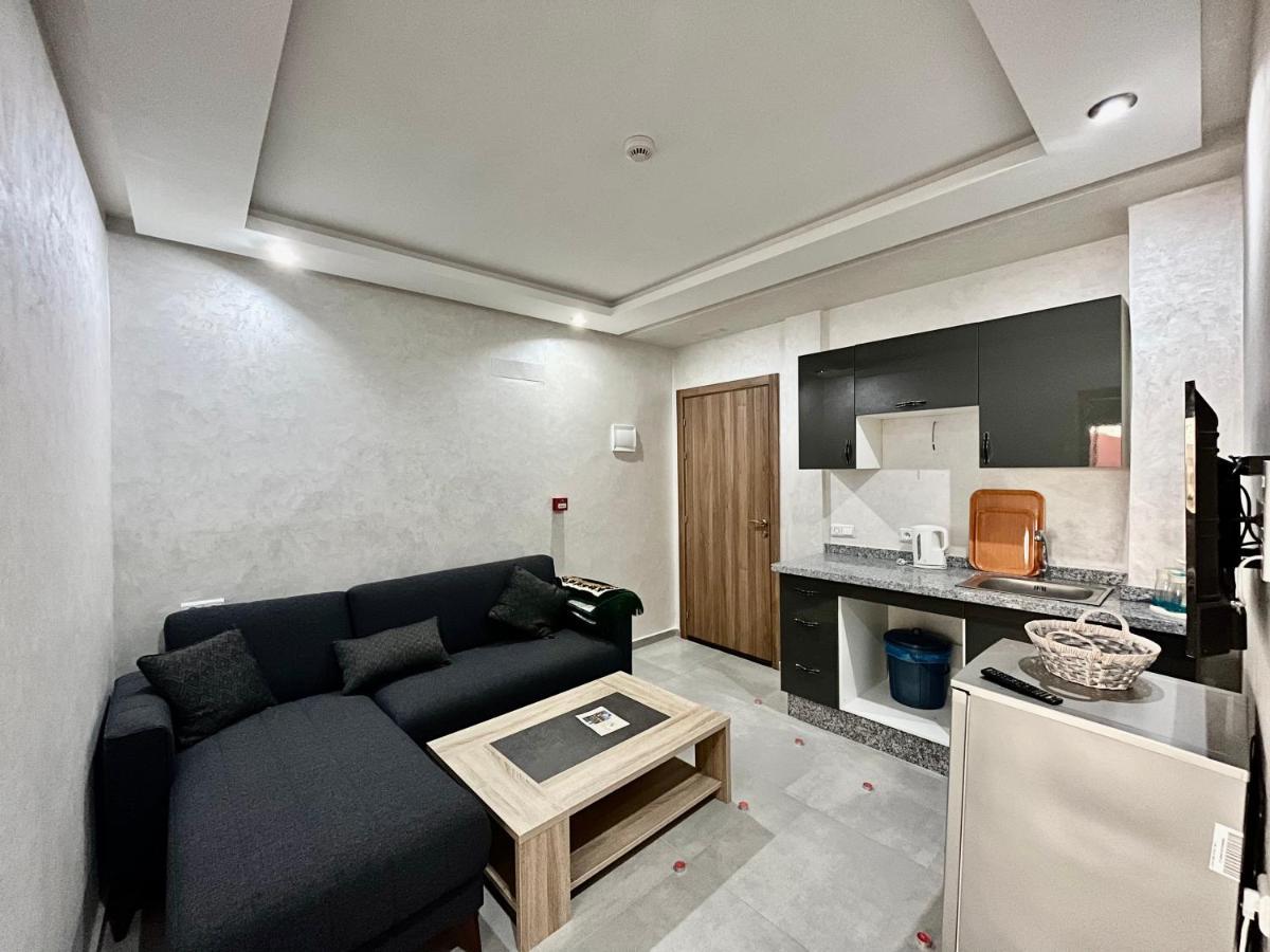 Moussa Residence Дакла Екстериор снимка