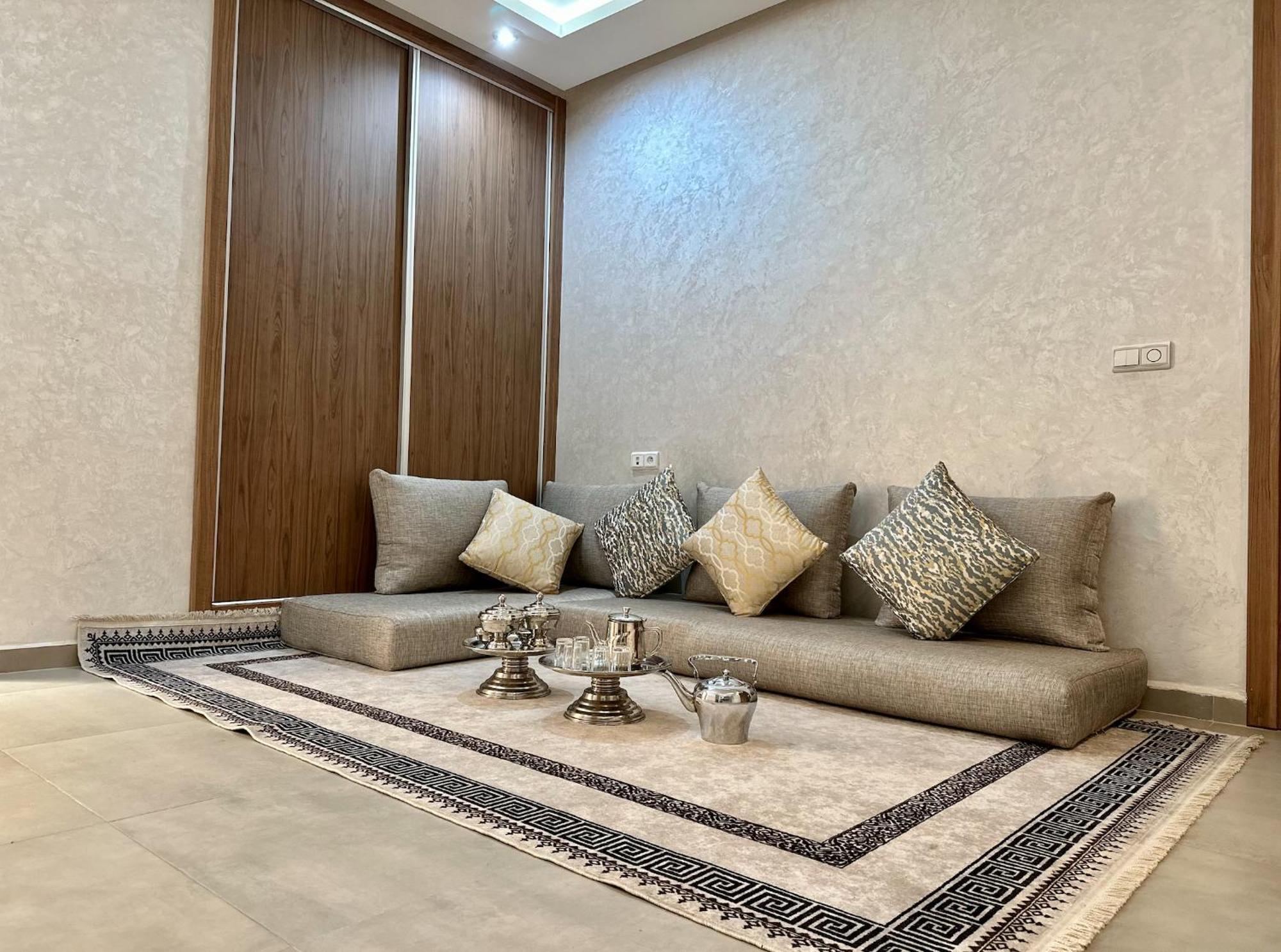 Moussa Residence Дакла Екстериор снимка